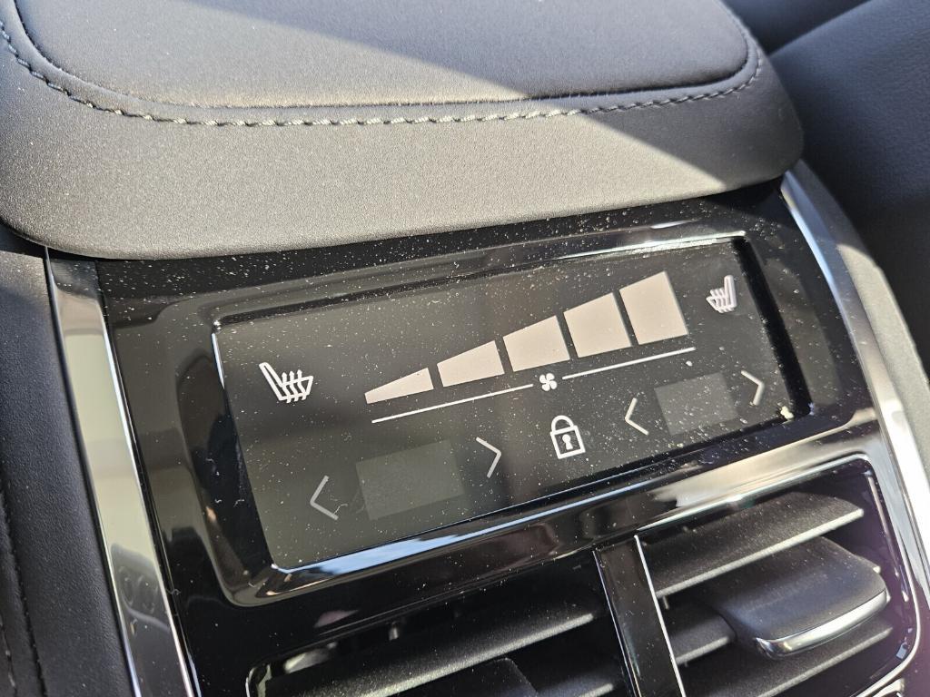 new 2025 Volvo XC90 Plug-In Hybrid car, priced at $78,765
