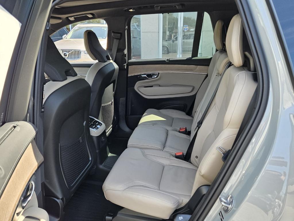 new 2025 Volvo XC90 Plug-In Hybrid car, priced at $82,405