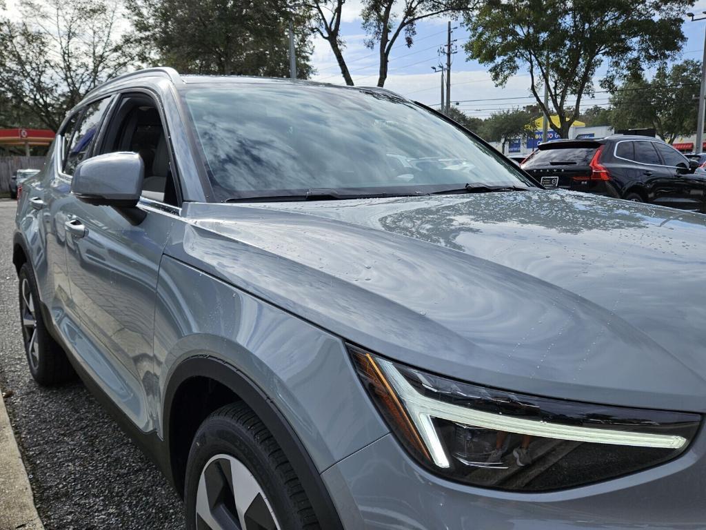 new 2025 Volvo XC40 car, priced at $47,765