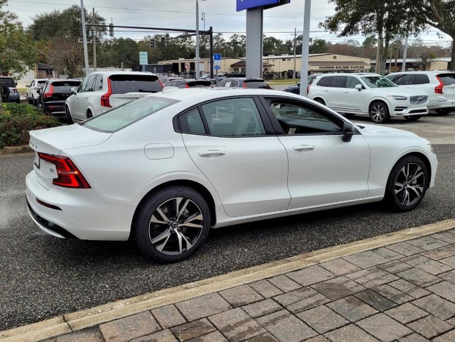 new 2024 Volvo S60 car, priced at $41,275