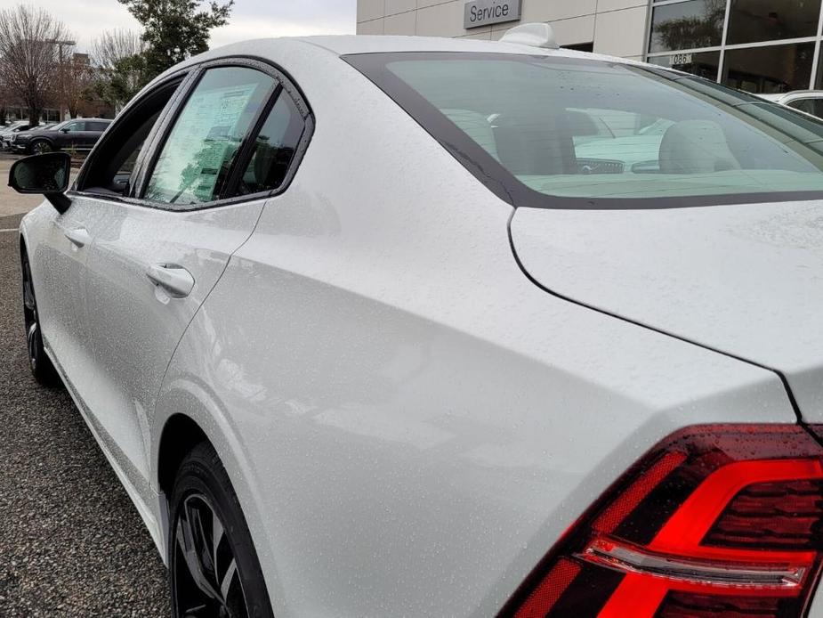 new 2024 Volvo S60 car, priced at $41,275