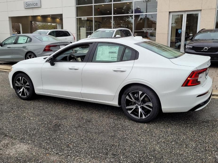 new 2024 Volvo S60 car, priced at $41,275