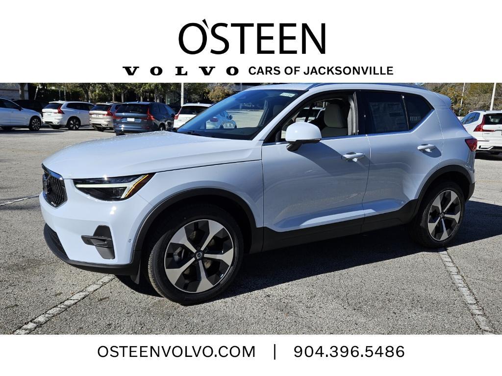 new 2025 Volvo XC40 car, priced at $47,695