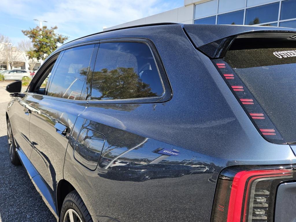 new 2025 Volvo EX90 car, priced at $93,840