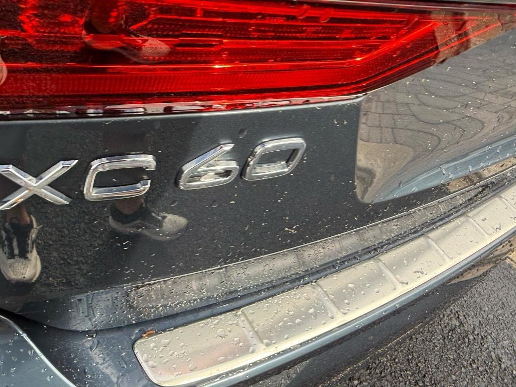 used 2020 Volvo XC60 car, priced at $21,995