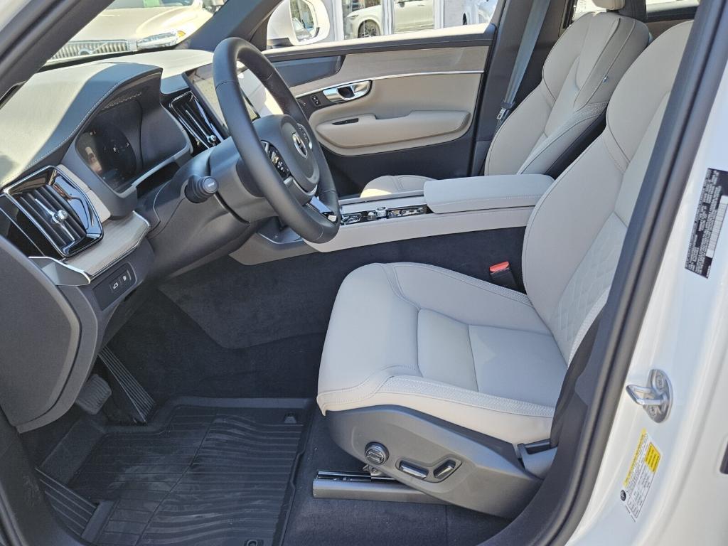new 2025 Volvo XC90 Plug-In Hybrid car, priced at $78,805