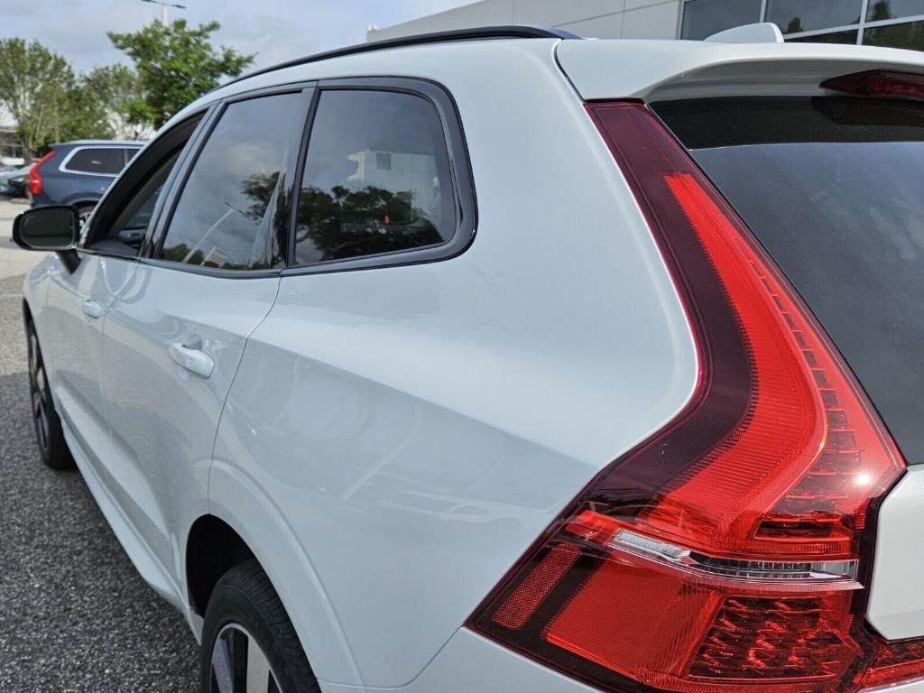 new 2025 Volvo XC60 Plug-In Hybrid car, priced at $66,235