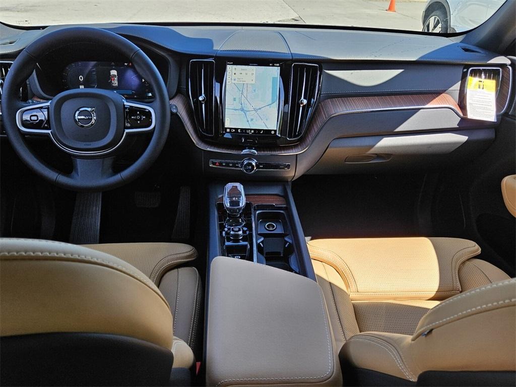 new 2025 Volvo XC60 car, priced at $60,660