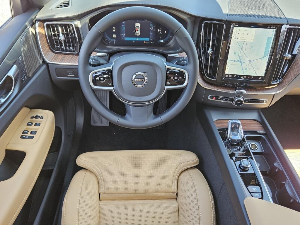 new 2025 Volvo XC60 car, priced at $60,660