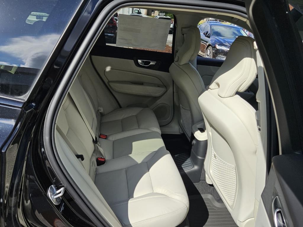 new 2025 Volvo XC60 Plug-In Hybrid car, priced at $71,510