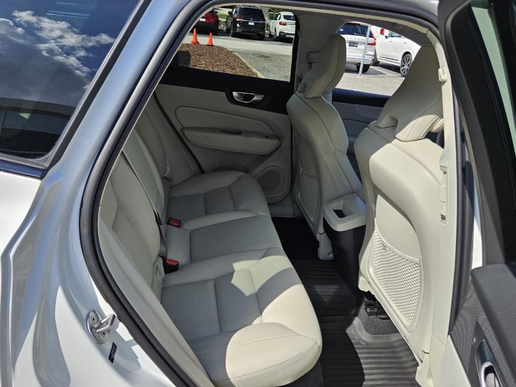 used 2024 Volvo XC60 car, priced at $43,995