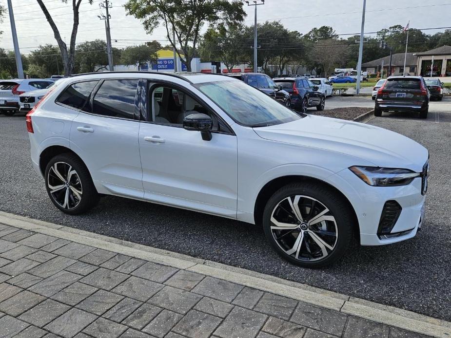 new 2025 Volvo XC60 car, priced at $59,885