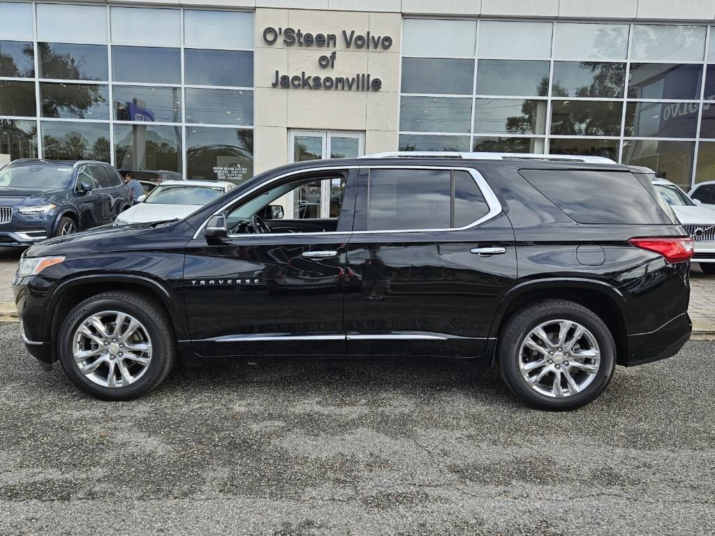 used 2021 Chevrolet Traverse car, priced at $32,495