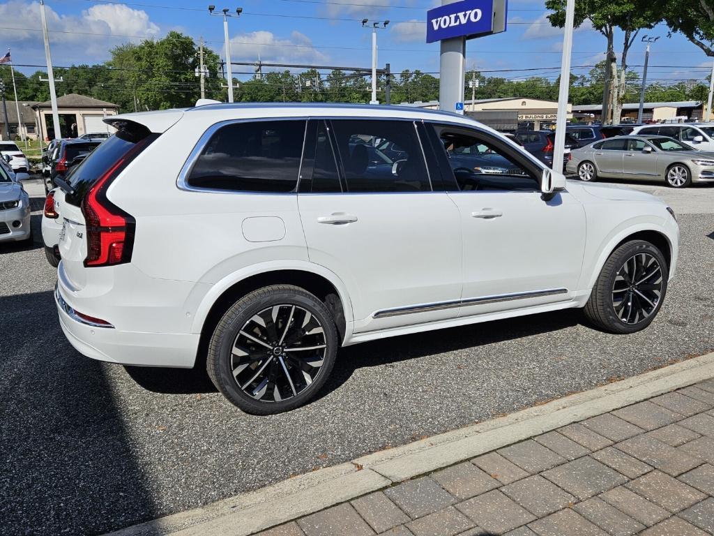 new 2025 Volvo XC90 car, priced at $69,155