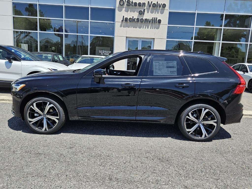 new 2025 Volvo XC60 car, priced at $59,910