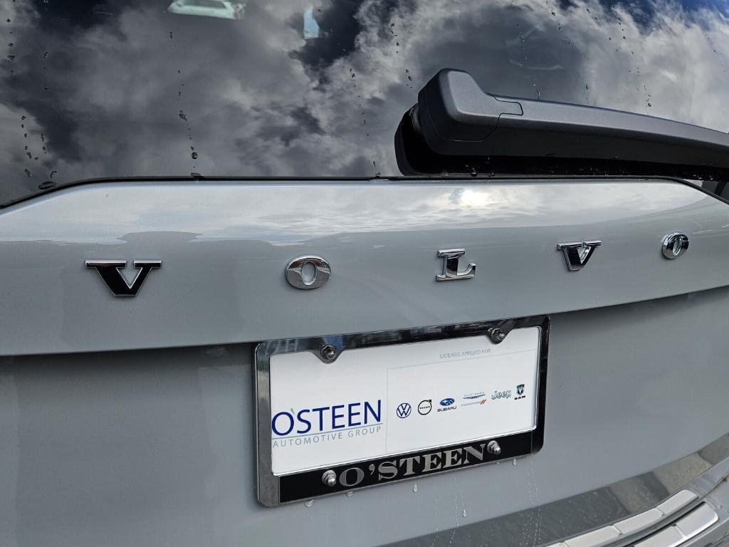 new 2025 Volvo XC90 Plug-In Hybrid car, priced at $82,405