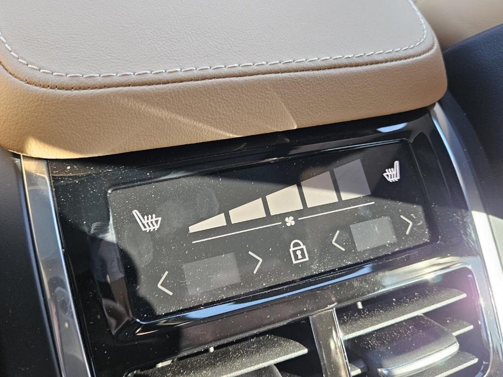 new 2025 Volvo XC90 Plug-In Hybrid car, priced at $81,765