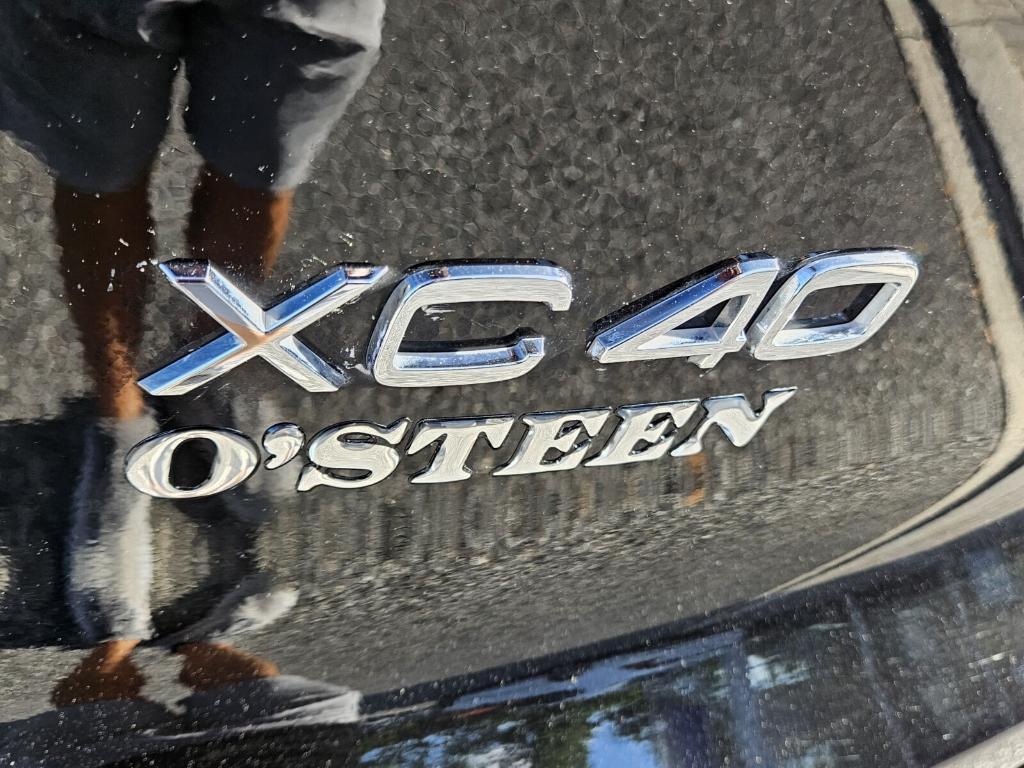 used 2023 Volvo XC40 car, priced at $35,360