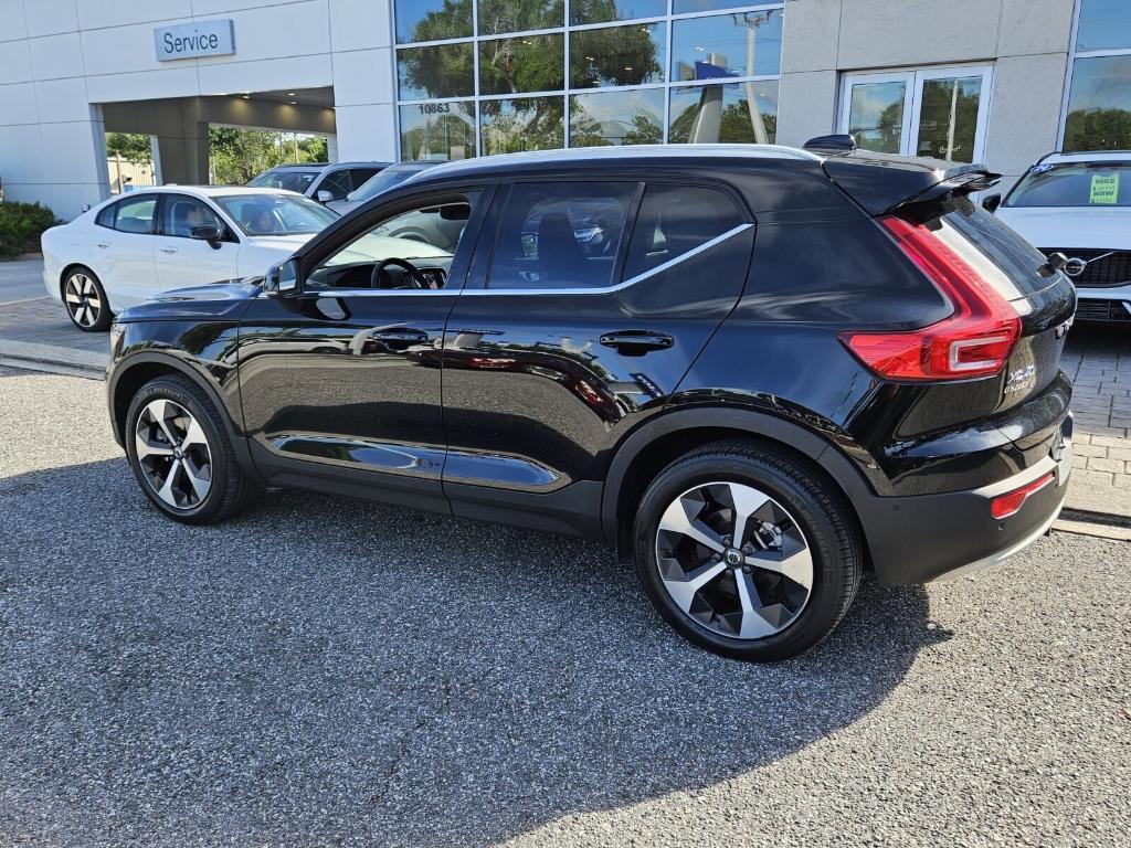 used 2023 Volvo XC40 car, priced at $35,360