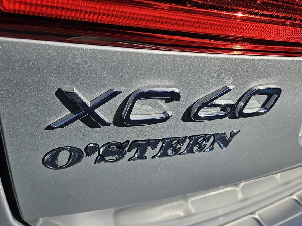 used 2023 Volvo XC60 car, priced at $44,995