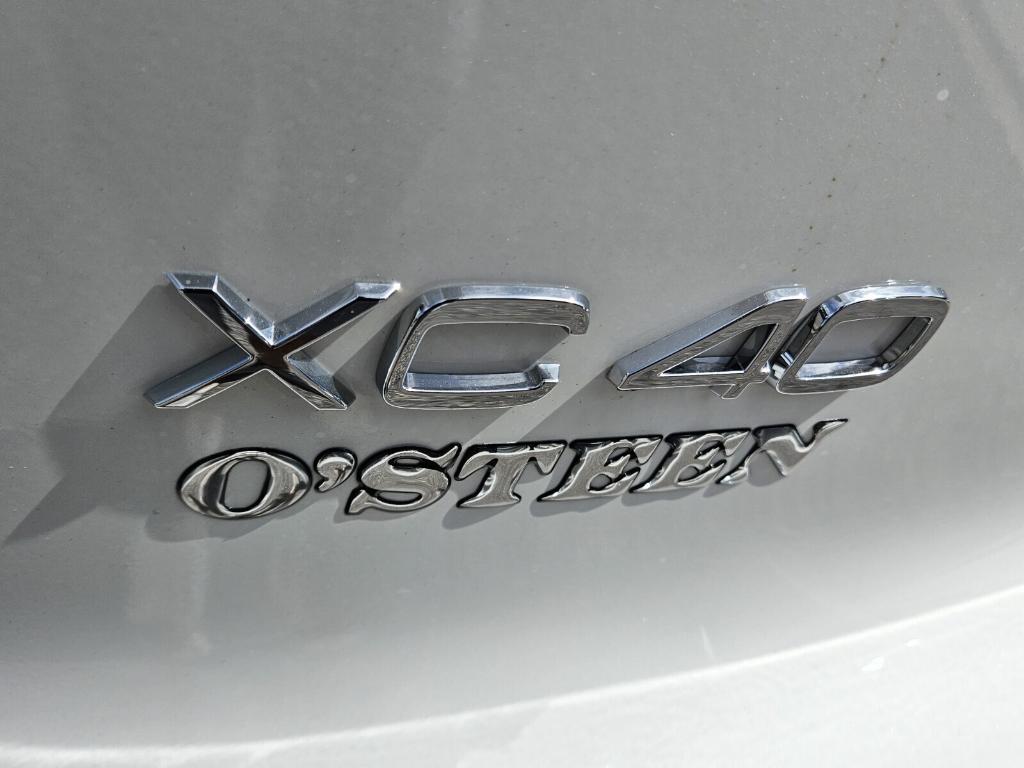 new 2026 Volvo XC40 car, priced at $47,200