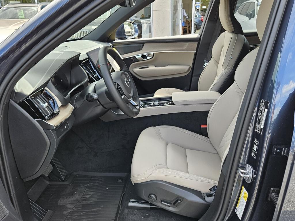 new 2026 Volvo XC90 Plug-In Hybrid car, priced at $81,875