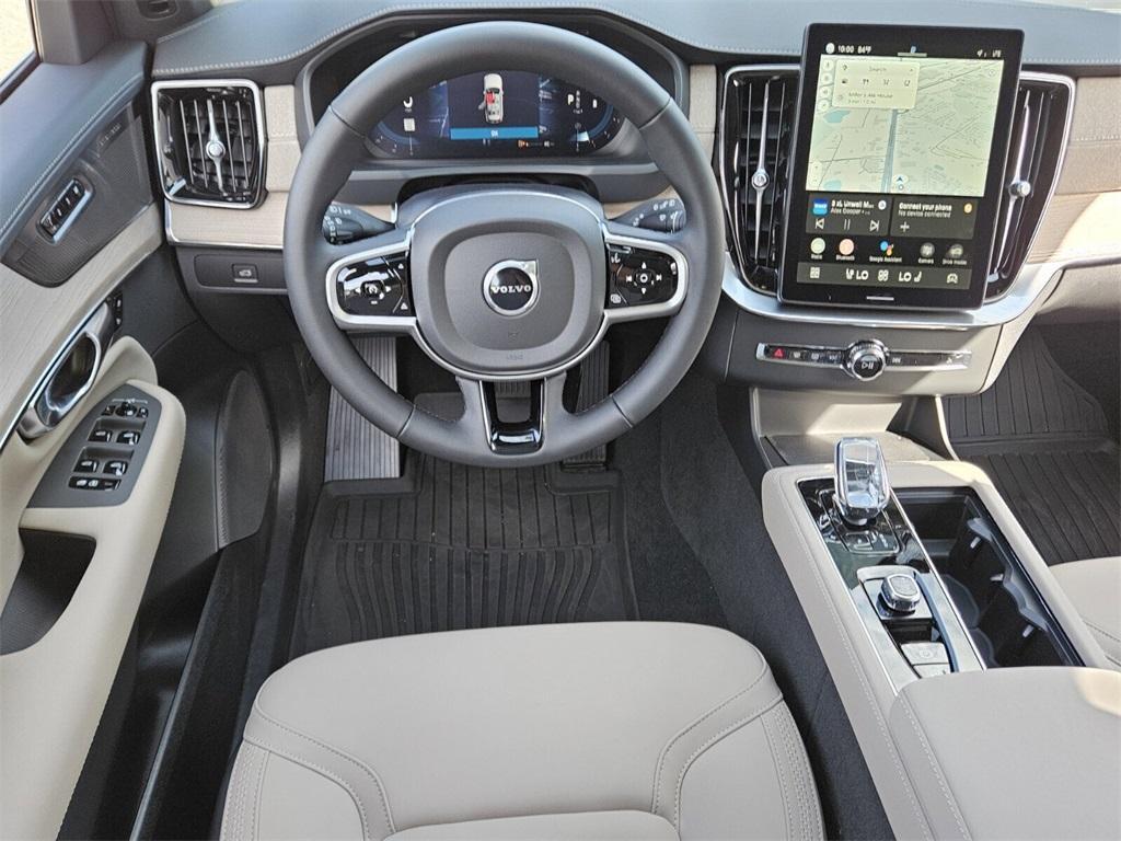 new 2025 Volvo XC90 car