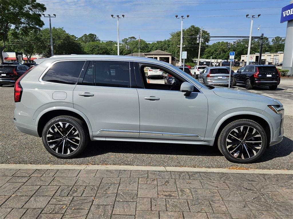 new 2025 Volvo XC90 car
