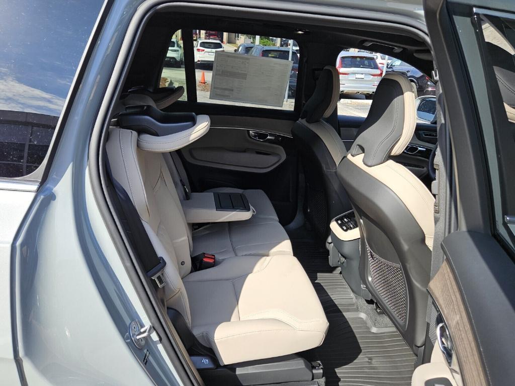new 2025 Volvo XC90 car, priced at $65,555