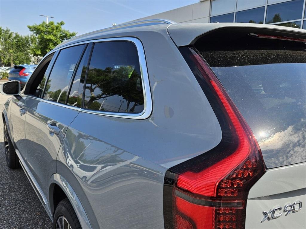 new 2025 Volvo XC90 car