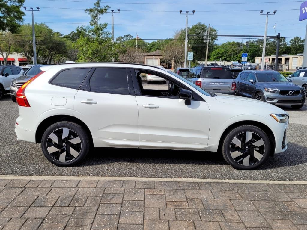 used 2024 Volvo XC60 Recharge Plug-In Hybrid car