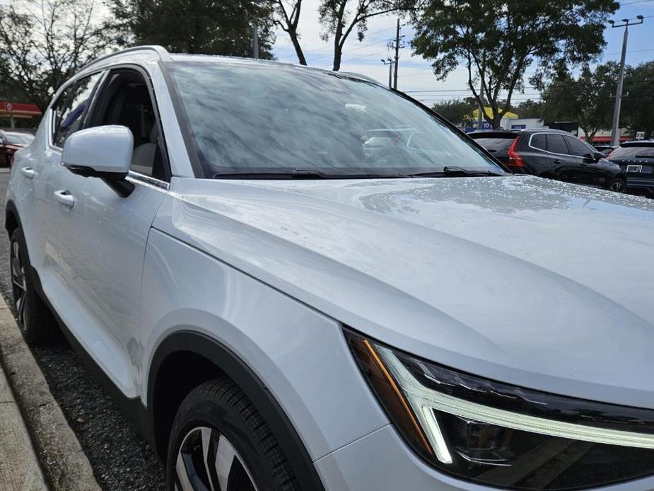 new 2025 Volvo XC40 car, priced at $50,595