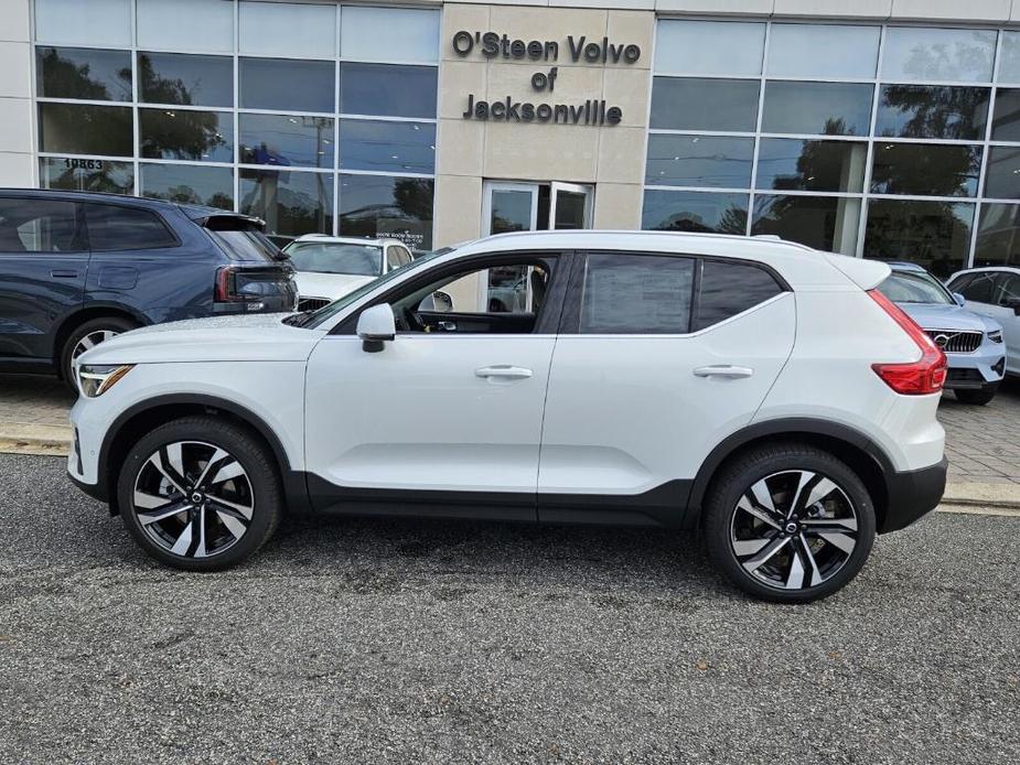 new 2025 Volvo XC40 car, priced at $50,595