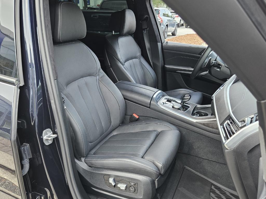 used 2022 BMW X7 car, priced at $58,990