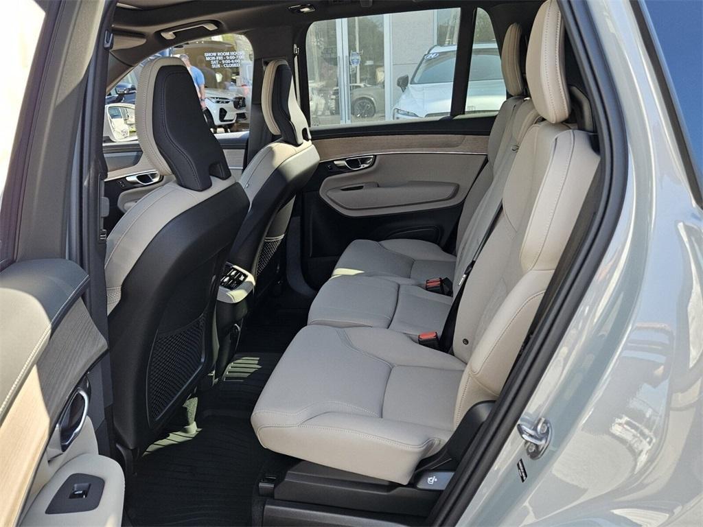 new 2026 Volvo XC90 car, priced at $71,825