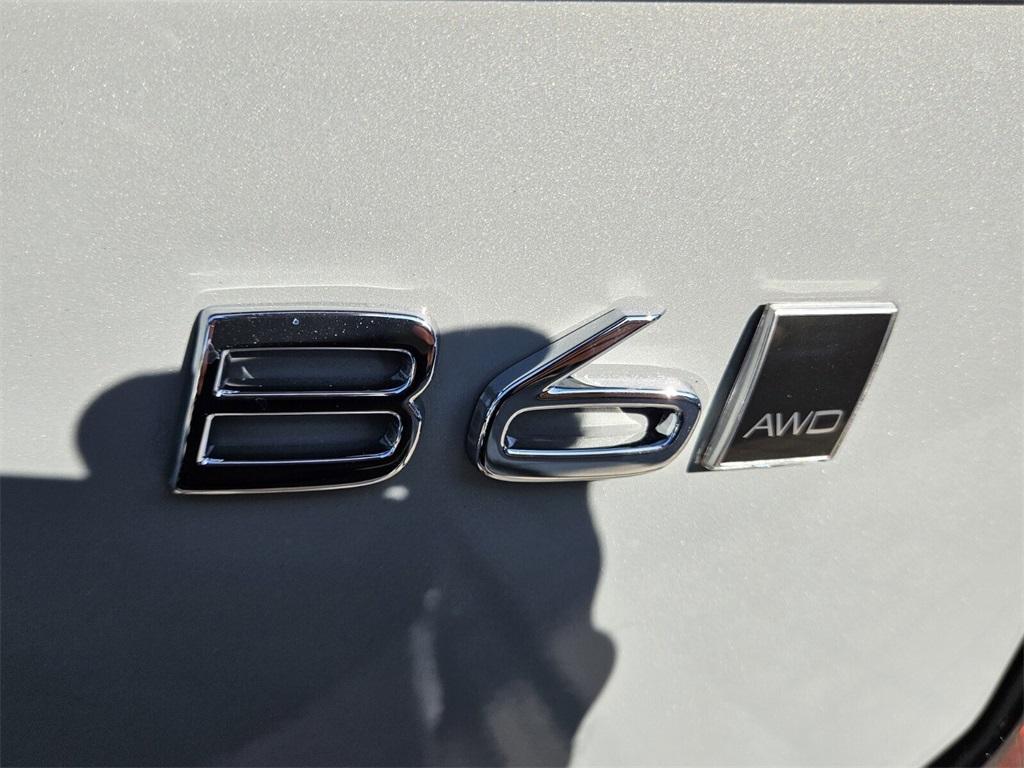 new 2026 Volvo XC90 car, priced at $71,825