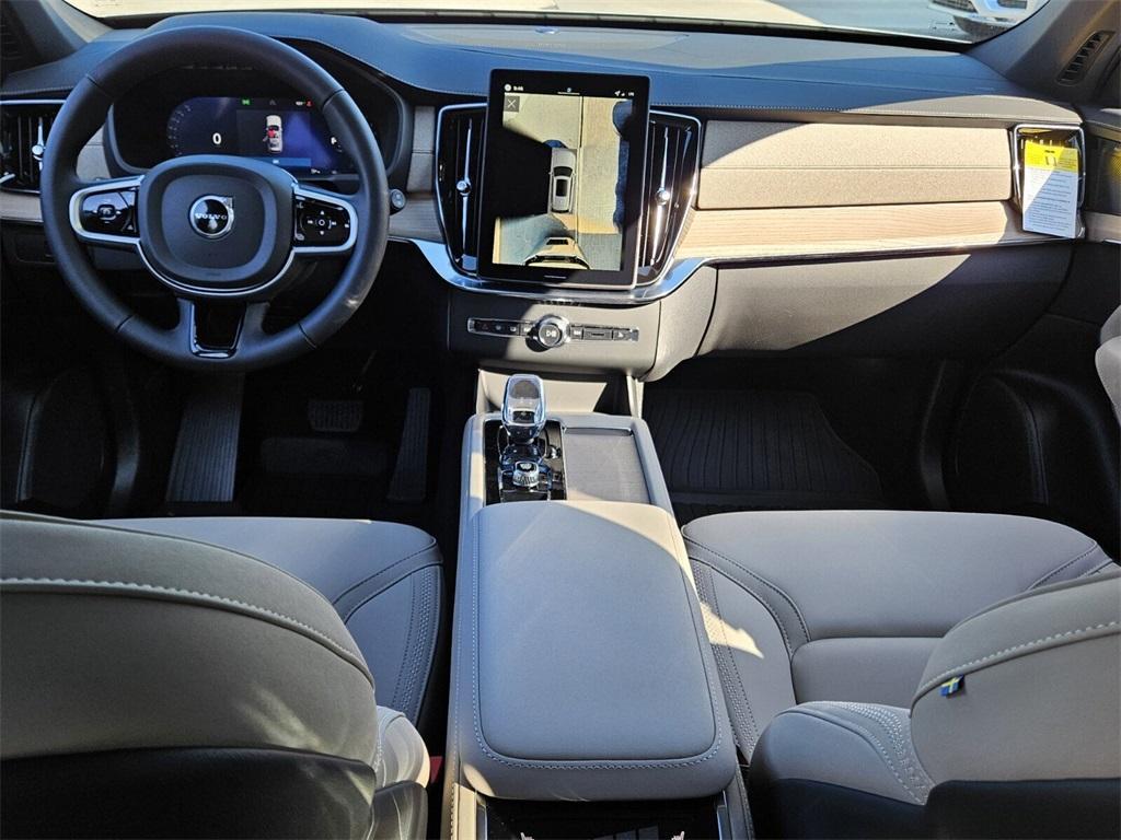 new 2026 Volvo XC90 car, priced at $71,825