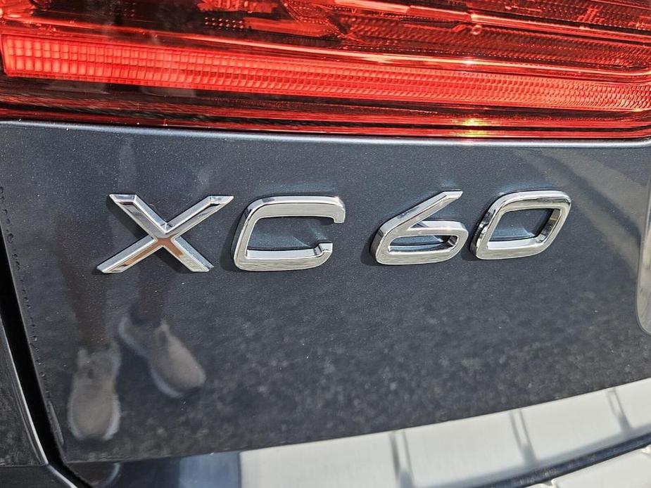 new 2025 Volvo XC60 Plug-In Hybrid car, priced at $66,235