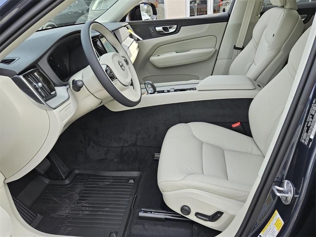new 2025 Volvo XC60 Plug-In Hybrid car, priced at $66,235