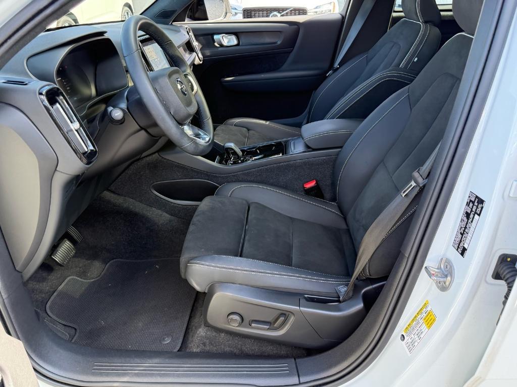 used 2023 Volvo C40 Recharge Pure Electric car, priced at $27,995