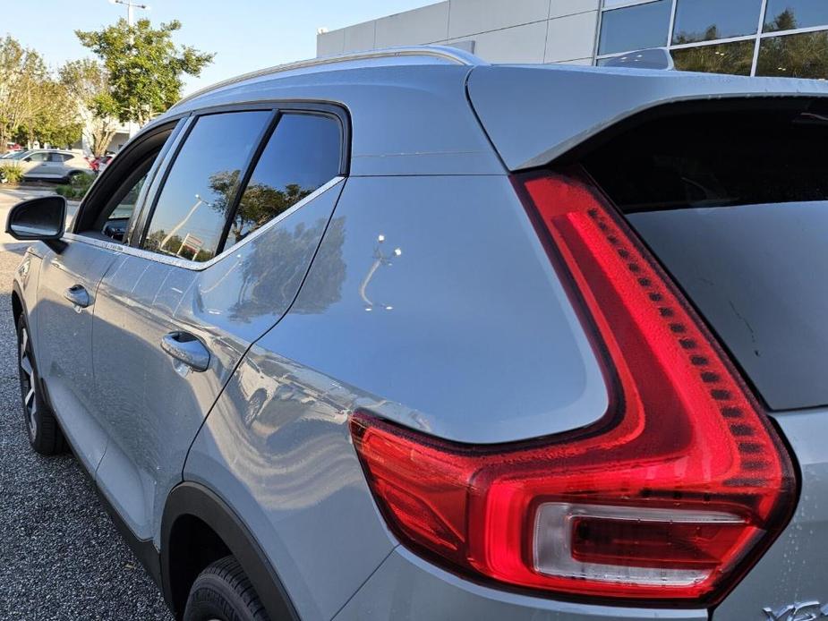 new 2025 Volvo XC40 car, priced at $45,465