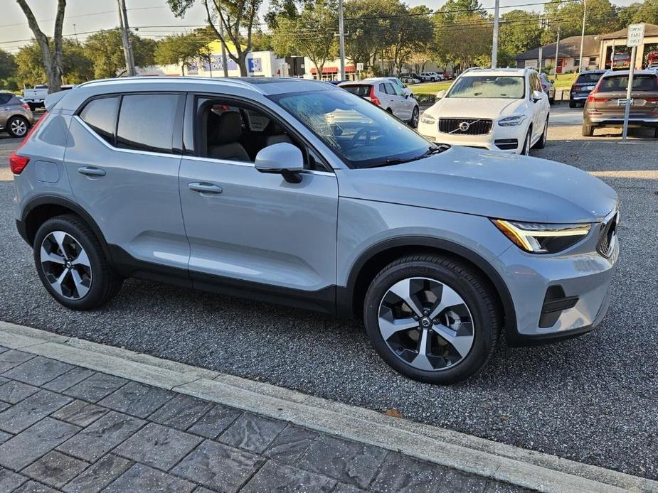 new 2025 Volvo XC40 car, priced at $45,465