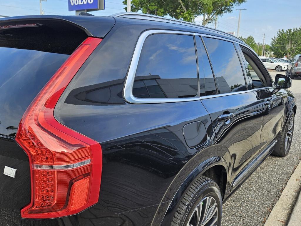 used 2022 Volvo XC90 Recharge Plug-In Hybrid car, priced at $42,995