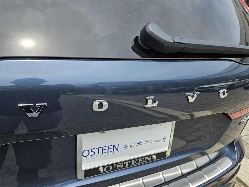 new 2025 Volvo XC60 Plug-In Hybrid car, priced at $66,260