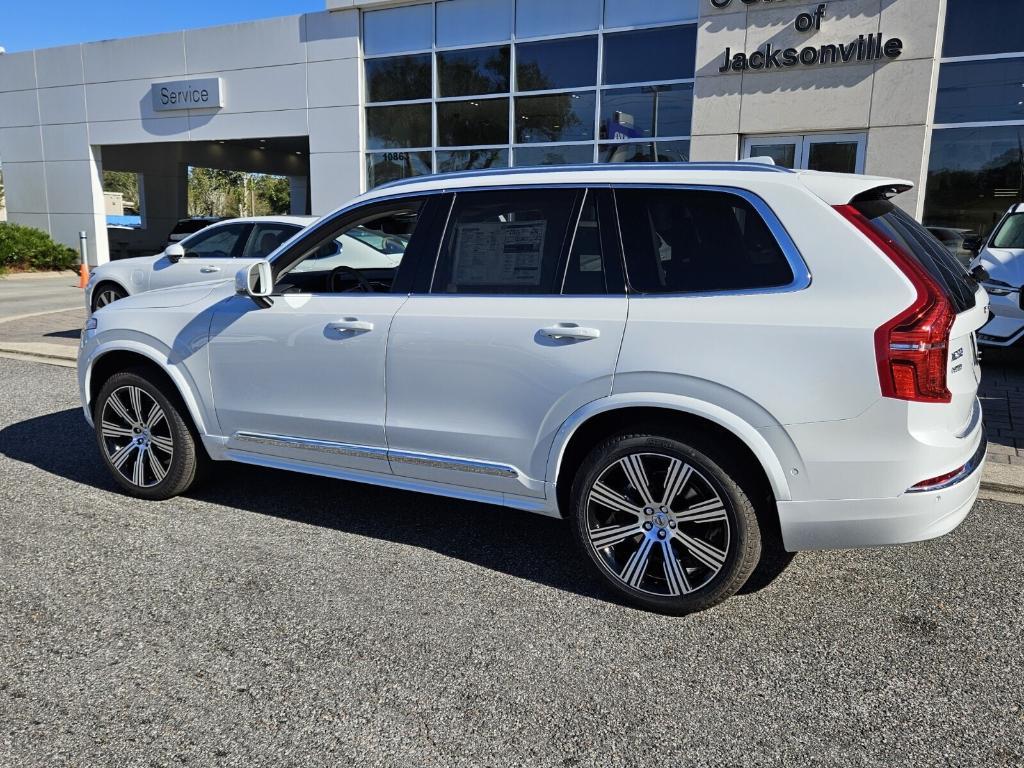 new 2025 Volvo XC90 car, priced at $68,065