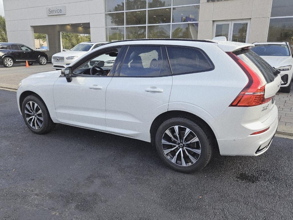 used 2024 Volvo XC60 car, priced at $35,495