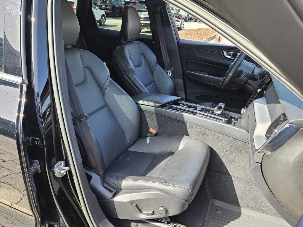 used 2023 Volvo XC60 car, priced at $34,990