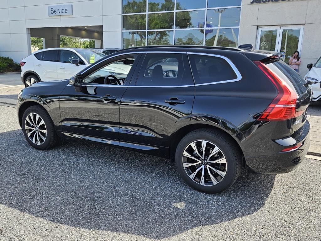 used 2023 Volvo XC60 car, priced at $34,990