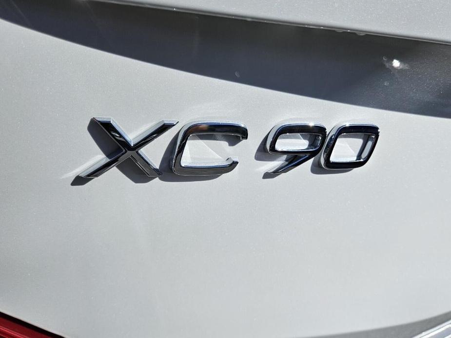 new 2025 Volvo XC90 Plug-In Hybrid car, priced at $75,965