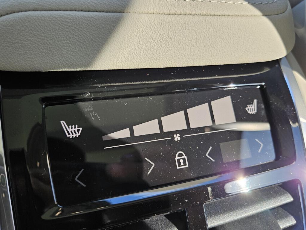 new 2026 Volvo XC60 car, priced at $63,935